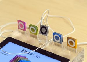 Den iPod Shuffle aufladen – so funktioniert es